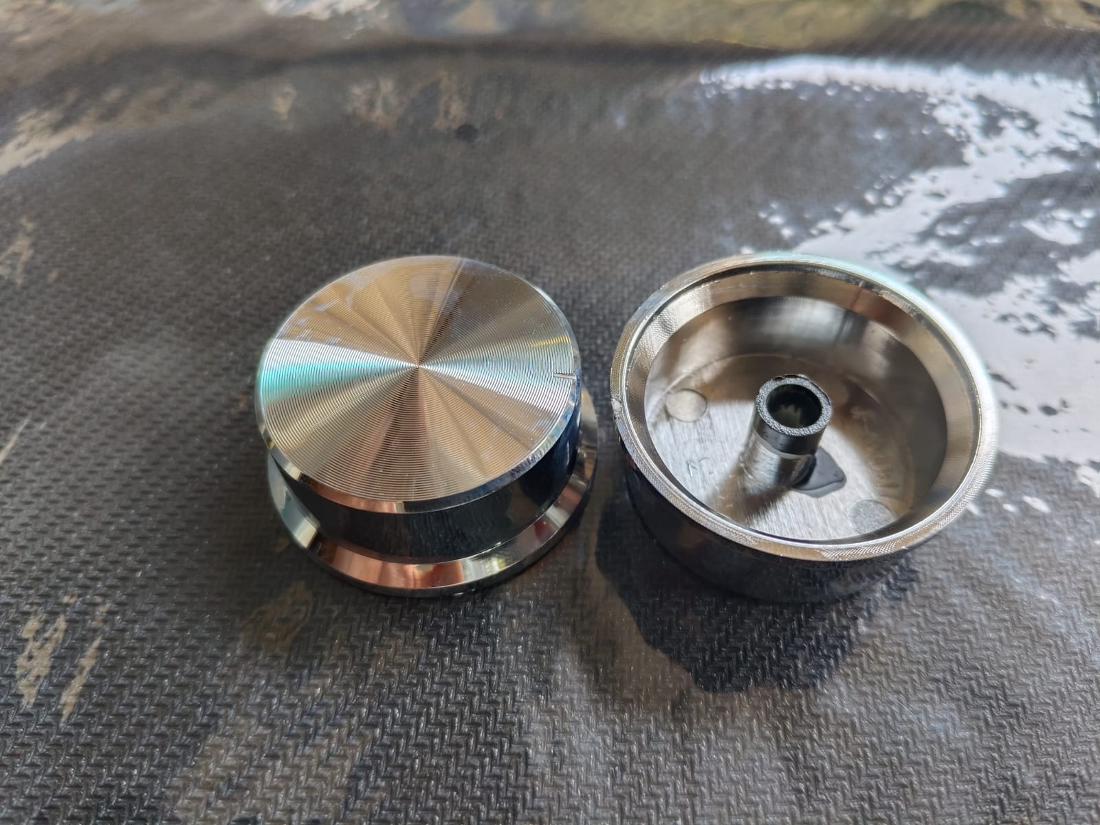 Amplifier knob 30mm - Image 3